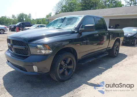 2018 Ram 1500 Express 4X4 6'4 Box z USA, uszkodzony, nr VIN 1C6RR7FT9JS290131